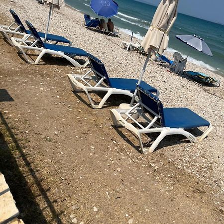אצ'ארבי Nikotsaras Beach House Since 1930 מראה חיצוני תמונה