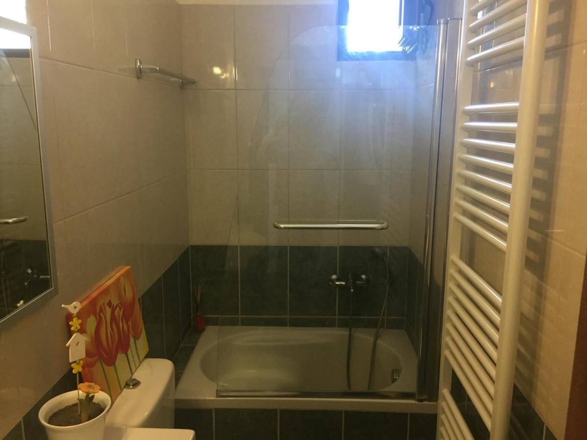 אצ'ארבי Nikotsaras Beach House Since 1930 מראה חיצוני תמונה