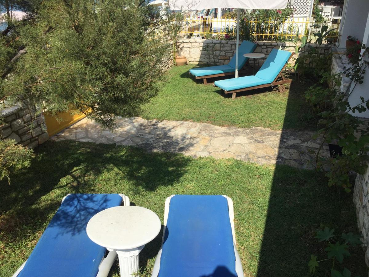 אצ'ארבי Nikotsaras Beach House Since 1930 מראה חיצוני תמונה