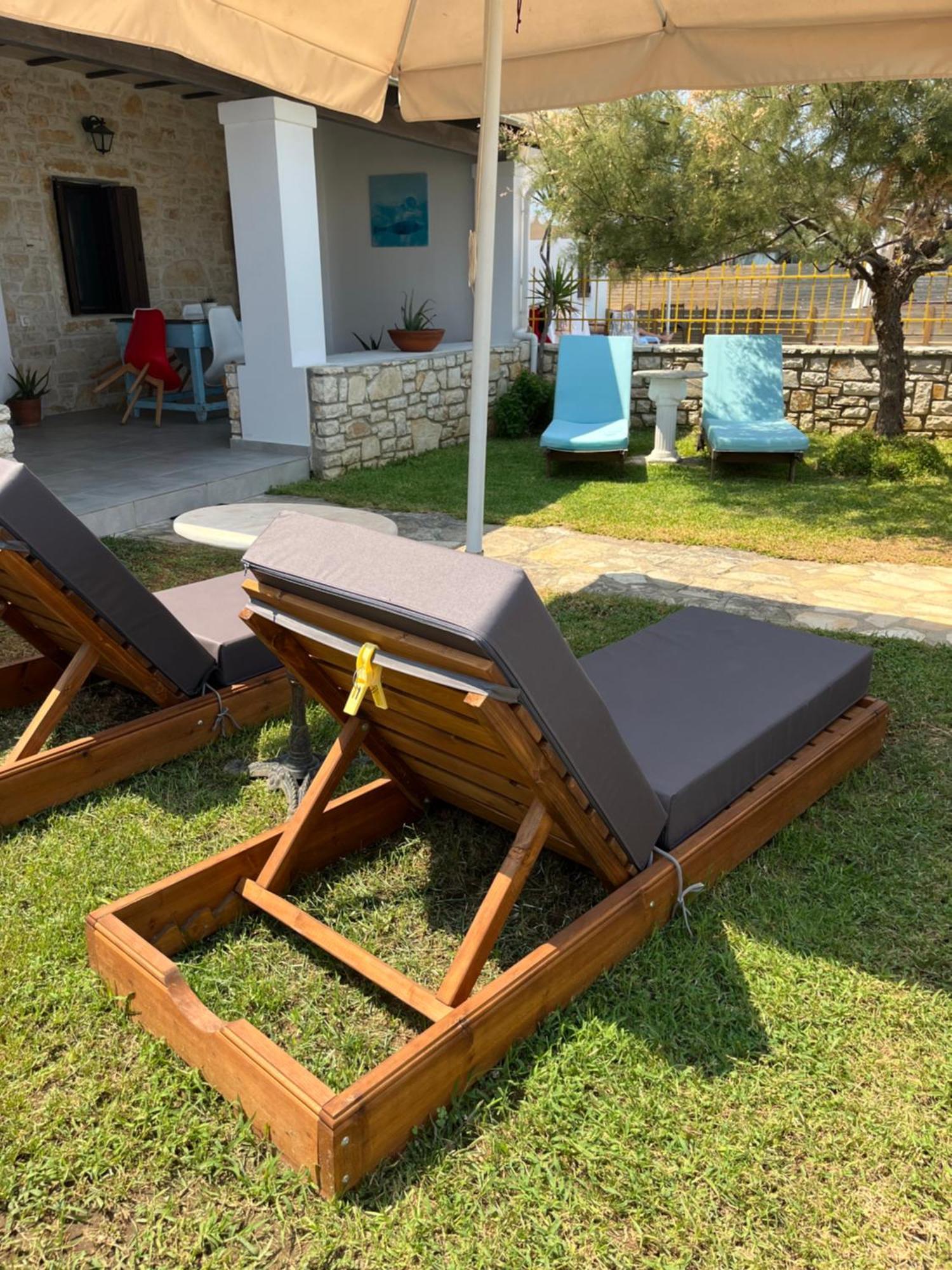 אצ'ארבי Nikotsaras Beach House Since 1930 מראה חיצוני תמונה
